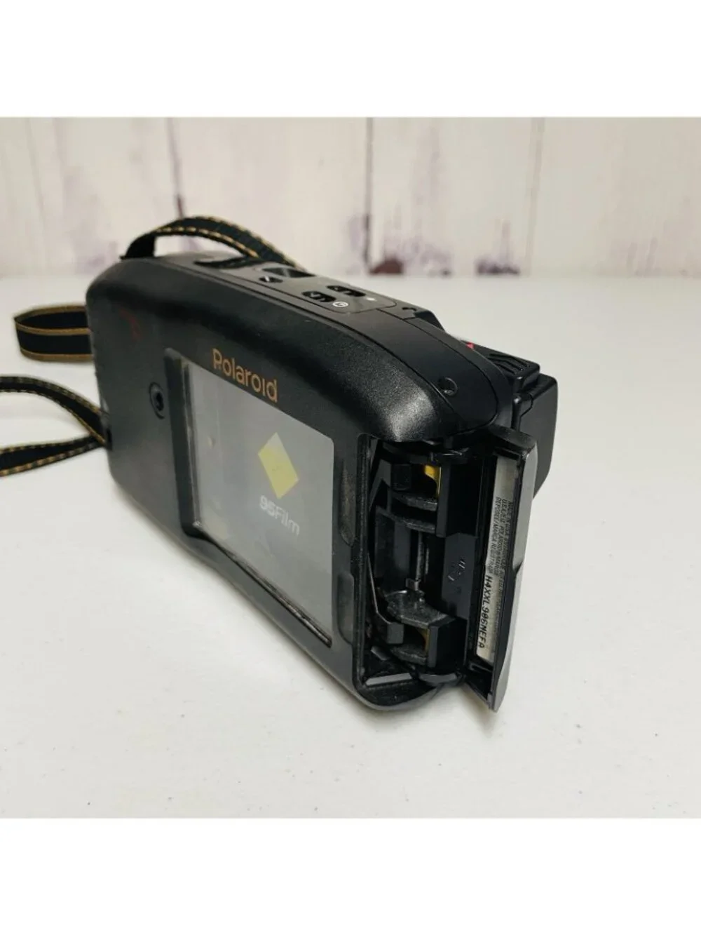 Vintage Polaroid Captiva SLR Instant 95 Film Camera Auto Focus